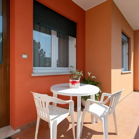 Bedin, Apartament *
